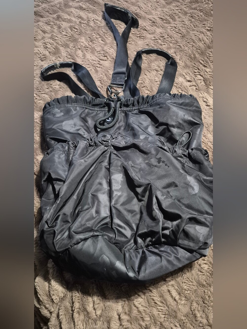 Large Lululemon Tote Bag With Lots Of Pockets